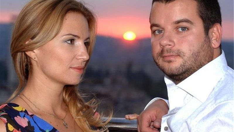 Папарашки снимки на къщата на Иван и Ирина – вижте и най-малкия член на семейството! img