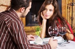 10 признака, които издават, че той си пада по теб! img