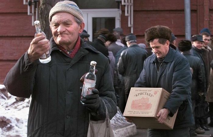 Все си мислим, че ВОДКАТА е само за пиене, а тя имала толкова много домашни приложения… img