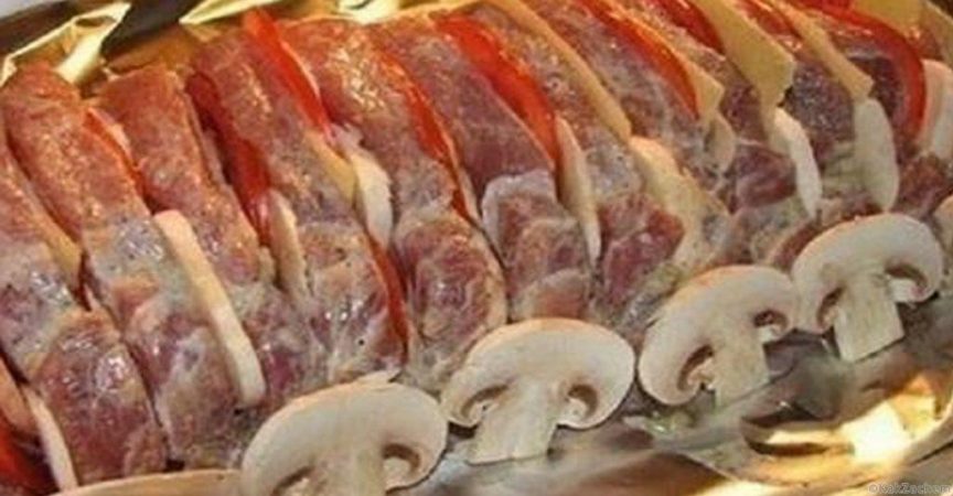 Колко време отлагах да направя това ястие, а било голяма грешка – вижте как се приготвя „СВИНСКА ХАРМОНИКА“ img