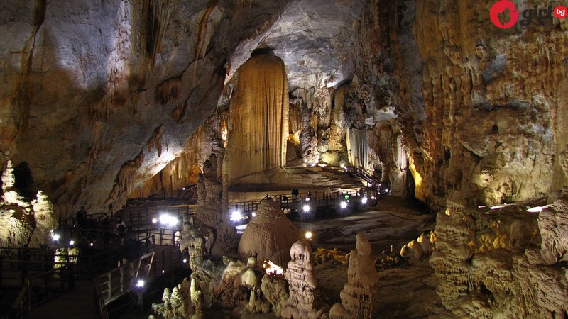 пещерата Сон Дунг
