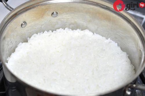 водата от сварения ориз