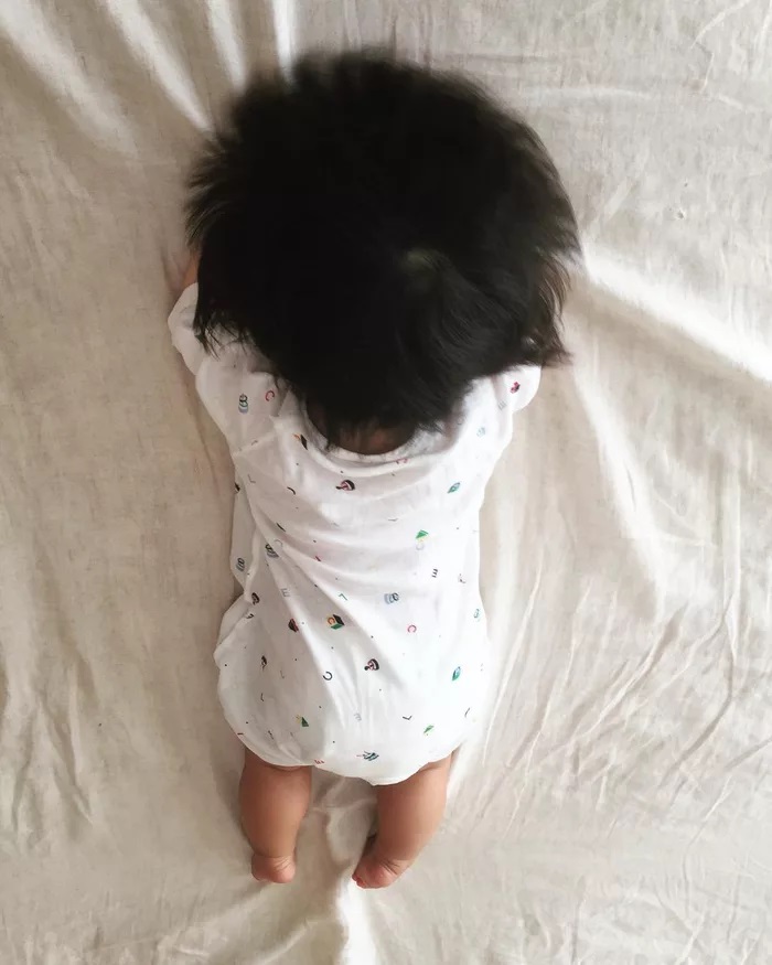 Светът полудя по това половингодишно бебче! Причината е смайваща (СНИМКИ)
