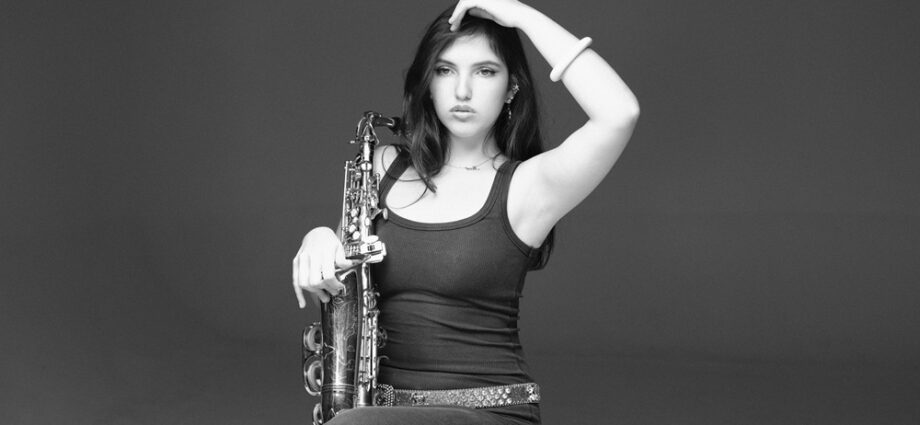 Анна Ставрева - Annista